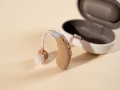 hearing-aids-case-high-angle (1)